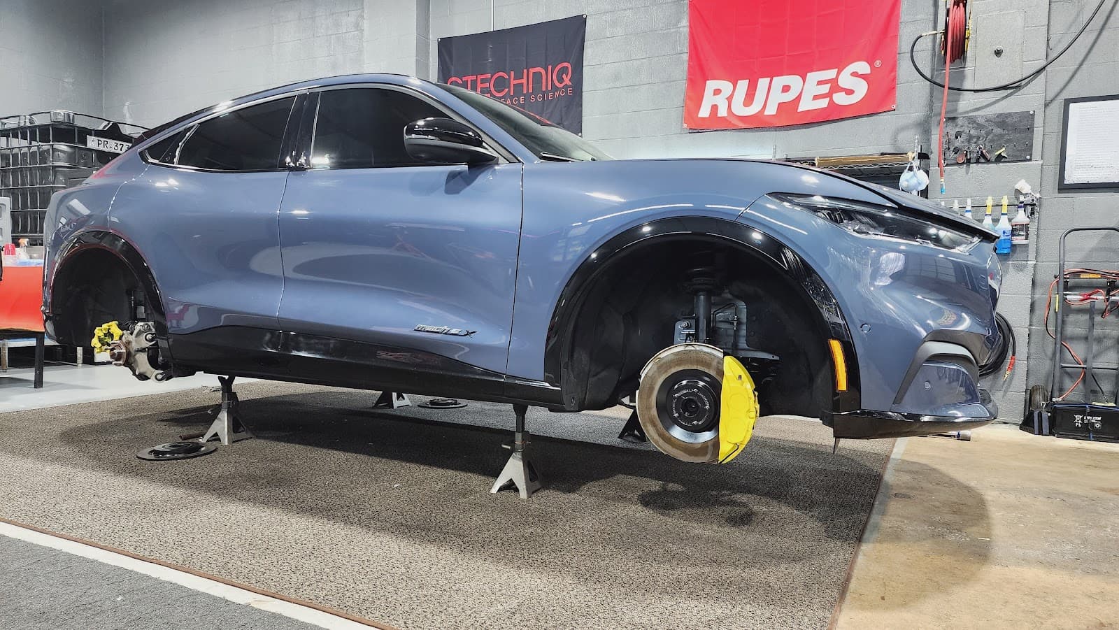 Business listing image