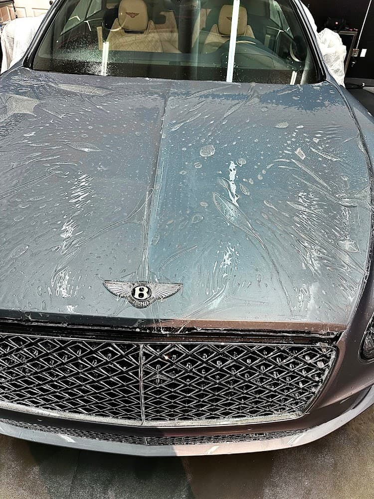 Business listing image